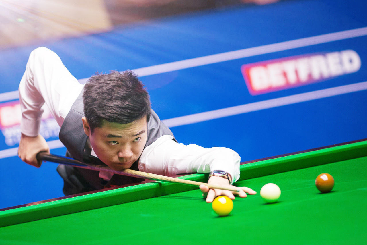 双方球队的 双方球队的