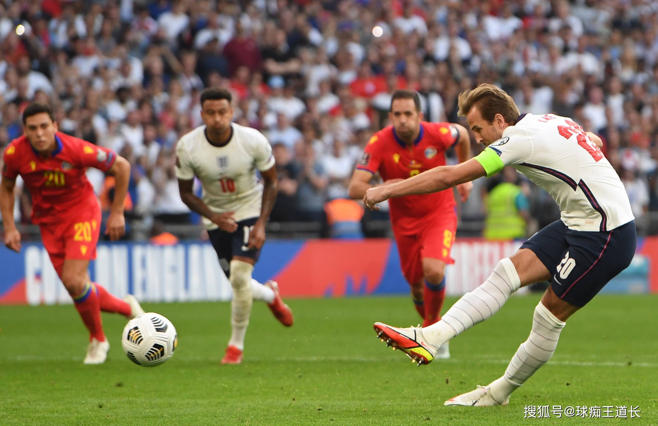 随着足球市 随着足球市