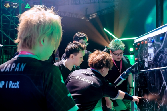 诉自己的团 诉自己的团